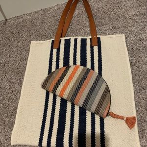 Universal Thread magazine bag and coin pouch